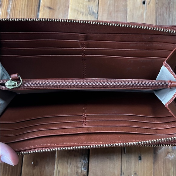 Coach Accordion Vintage Tan Leather Zip Wallet Wristlet - Picture 7 of 10